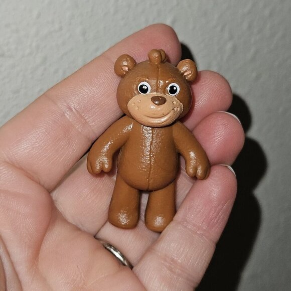 Teddy B Bear Doc McStuffins Small 2" Figure Toy - Picture 1 of 6